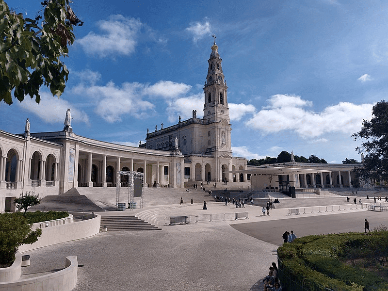 30 Best Places To Visit In Portugal 14 Fátima