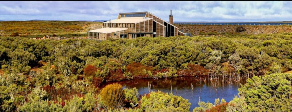 10. Thousand Lakes Lodge