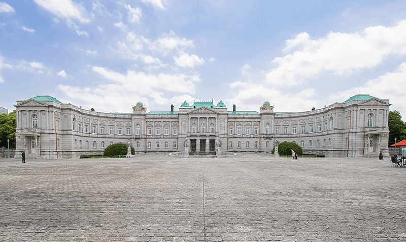 30 Best Haunted Places in Japan 6 Akasaka Mansion