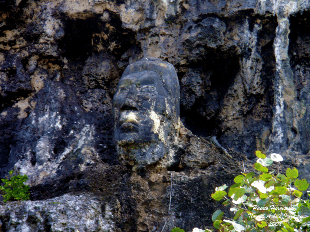 La Cara del Indio, Isabela