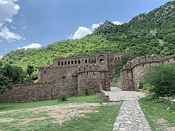 30 World Best Haunted Place: Ghost Area 3 Bhangarh Fort in Rajasthan, India
