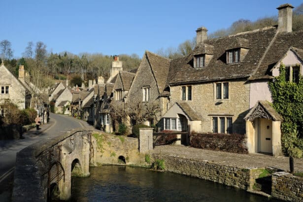 30 Best Places To Eat In The Cotswolds 