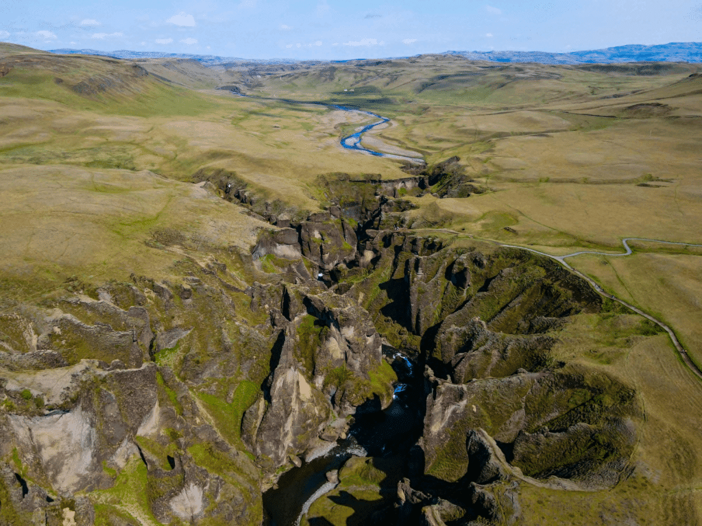 Fjadrargljufur Canyon