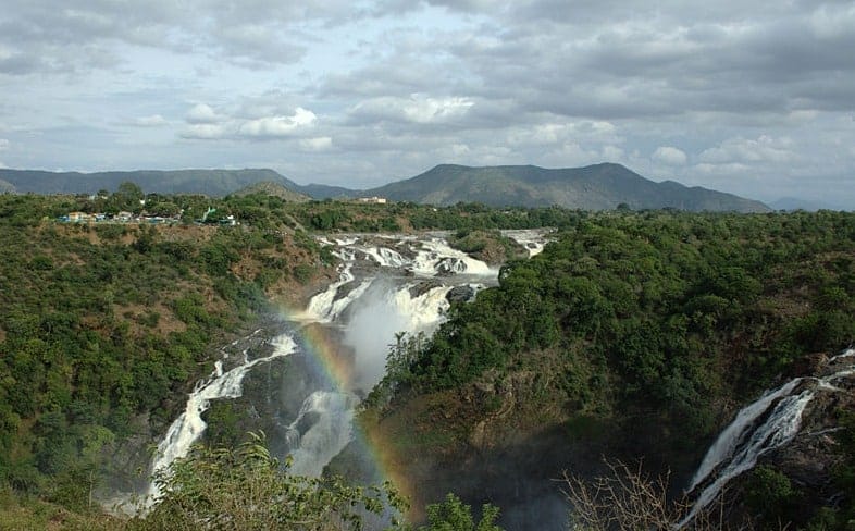 10 Best One-Day Trips from Bangalore 6 5. Shivanasamudra Falls
