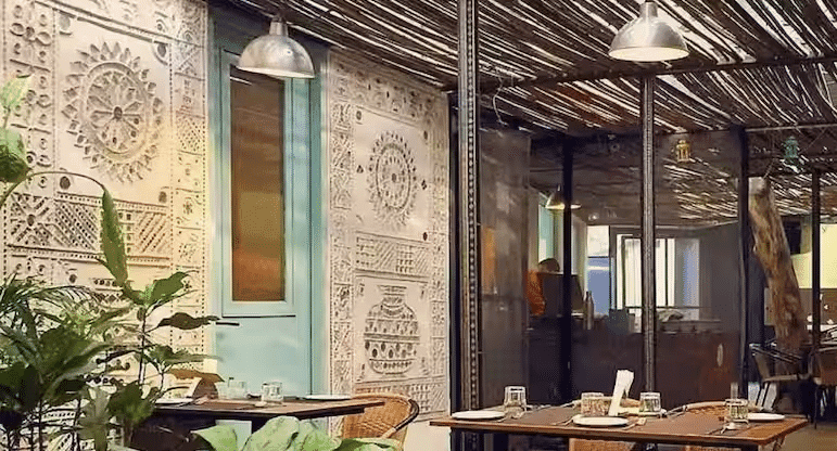 15 Best Breakfast In Delhi:Start Your Day Right 16 Cafe Lota