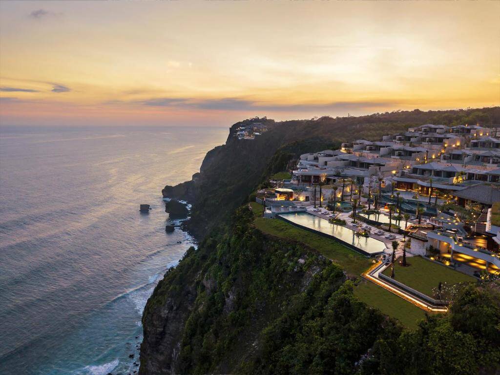 20 Best Place To Stay In Bali: Top Accommodations In Bali 17 Six Senses Uluwatu Best Place To Stay In Bali