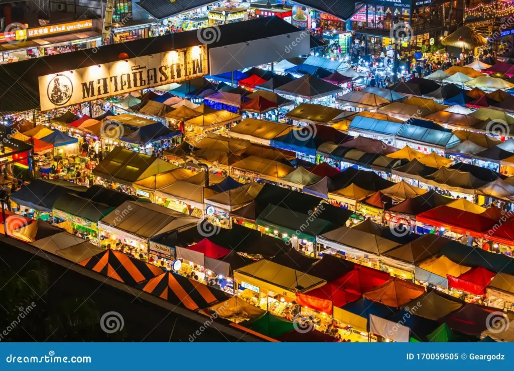 19 Best Place To Buy Souvenirs In Bangkok 11 Talad Rot Fai (Train Night Market) Best Place To Buy Souvenirs In Bangkok
