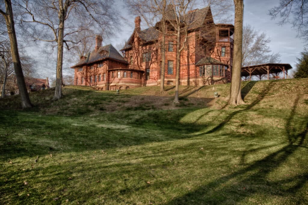 20 Best Tourist Places In Connecticut: Top Attractions In Connecticut 3 The Mark Twain House & Museum Best Tourist Places In Connecticut