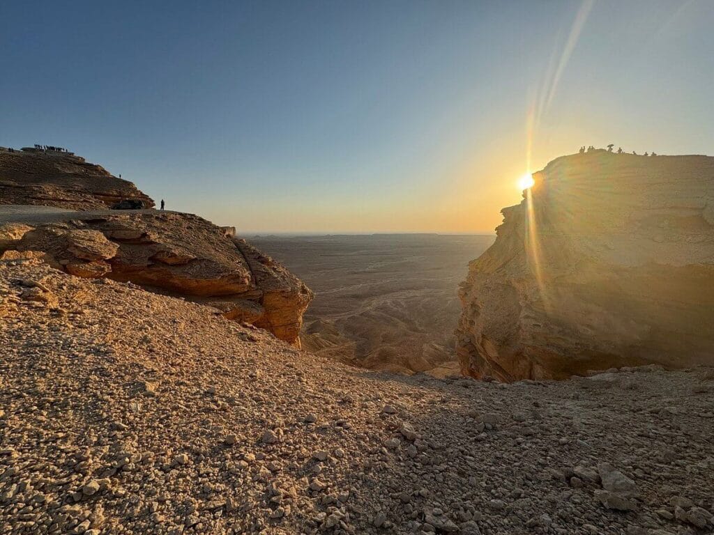 20 Best Tourist Places In Riyadh 9 Edge of the World Best Tourist Places In Riyadh