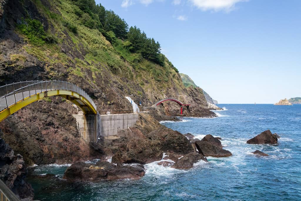20 Best Place To Stay In Korea For Tourist 18 Uleung Island Seaside Road Best Place To Stay In Korea For Tourist