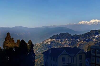 20 Best Tourist Places In Darjeeling: Top Darjeeling Attractions