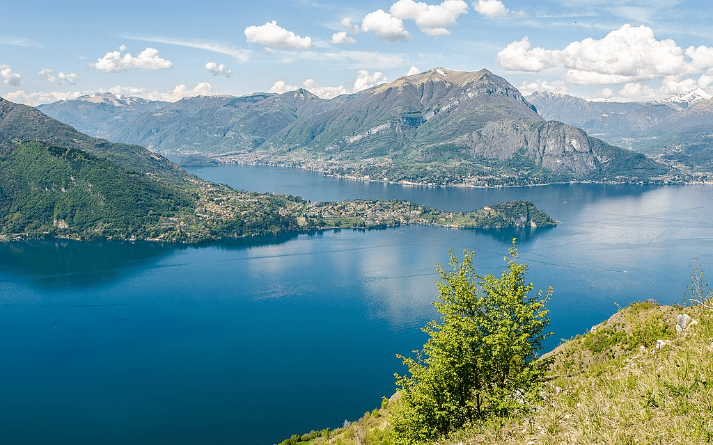 20 Best Tourist Cities in Italy 12 Lake Como Best Tourist Cities in Italy