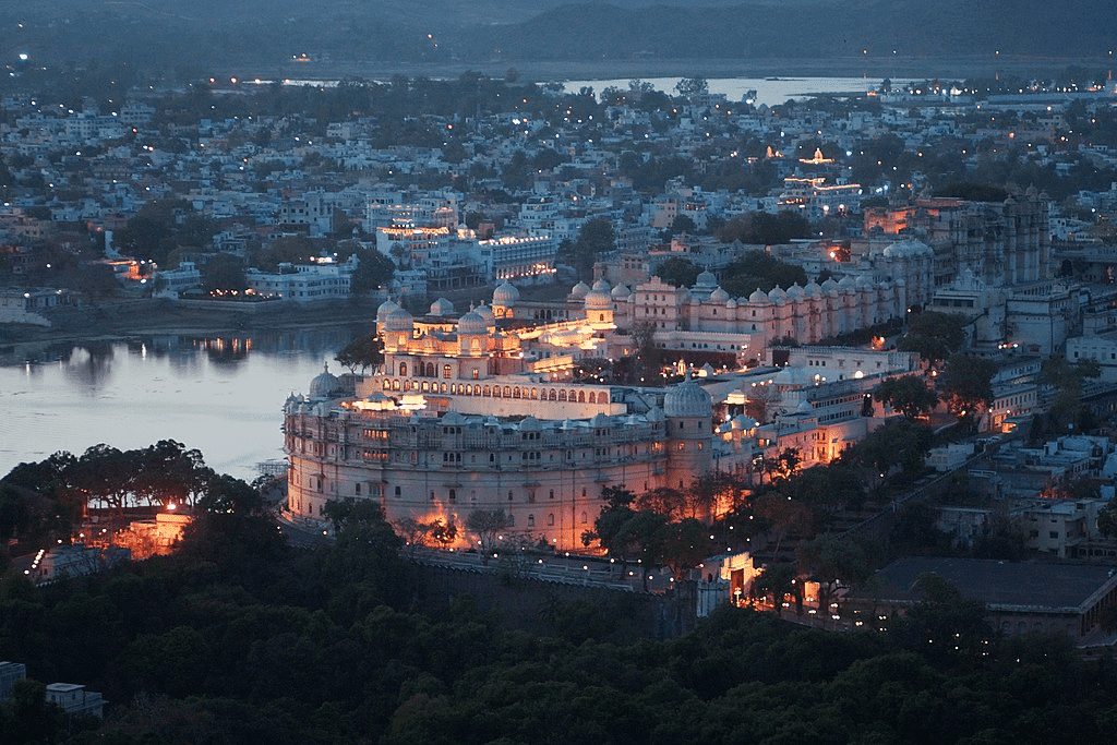 20 Best Tourist Places In December: Top December Getaways 11 10.Udaipur, Rajasthan Best Tourist Places In December