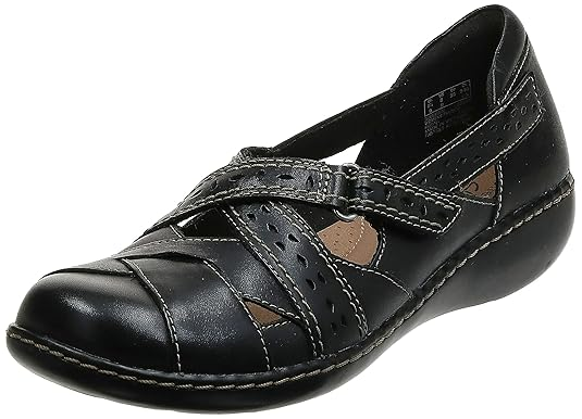 10 Best Women's Walking Shoes For Travel in Europe