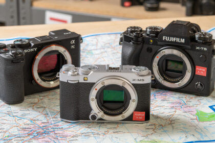 10 Best Mirrorless Cameras for Travel: Compact & High-Quality Picks