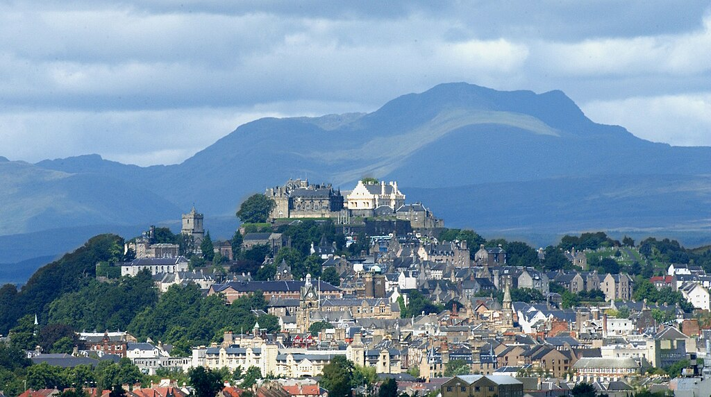 10 Best Places to Visit in Scotland: Top Destinations & Sights 7 Stirling