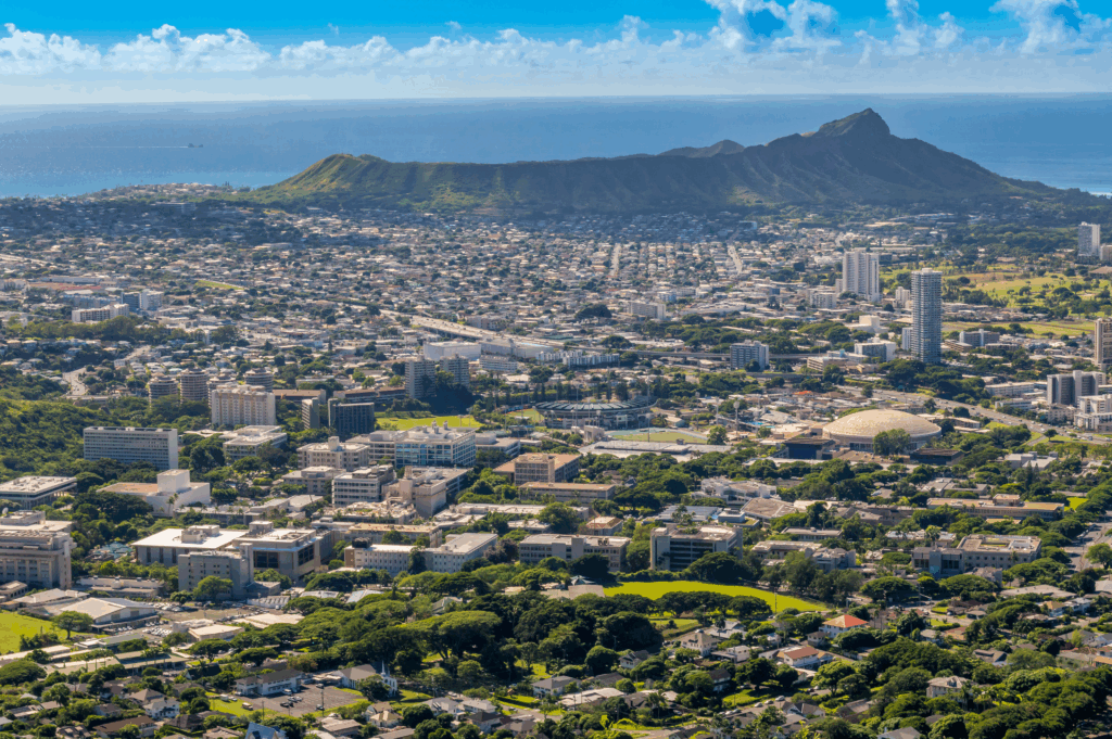 Drive the Tantalus Lookout