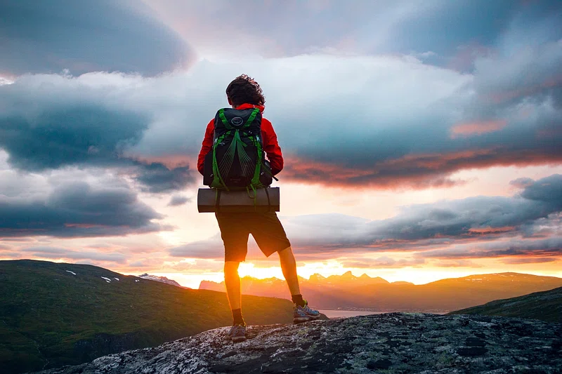 How To Travel On A Budget In India: Smart Money Tips 3 2. Travel Like a Local