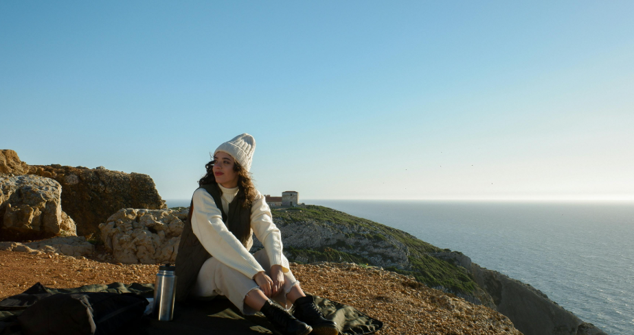 How to Travel Without a Plan: Embrace Spontaneous Adventure 3 Pack Smart but Light