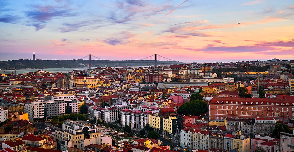 10 Best Cities To Visit In Europe – Top Destinations 2025 8 Lisbon, Portugal