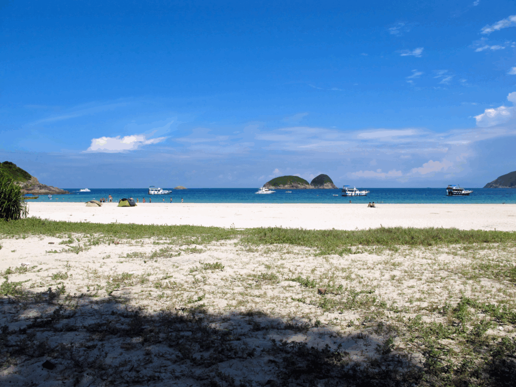 20 Top Dog-Friendly Beaches in Asia for Pets & Owners 12 Ham Tin Beach