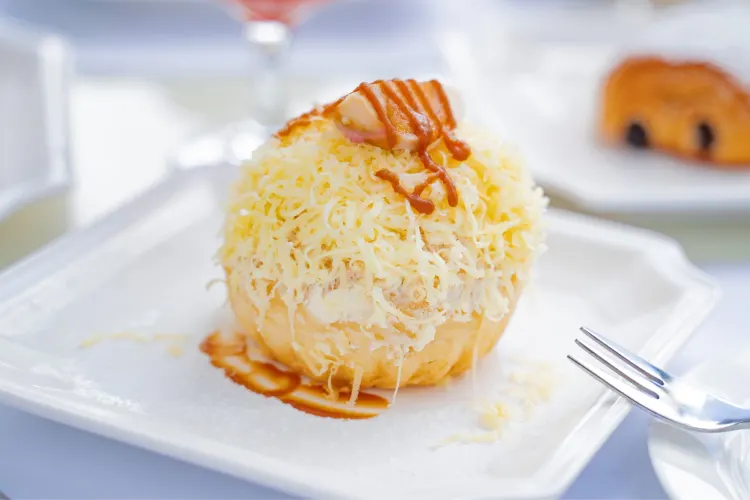 10 Filipino Holiday Special Dishes 11 Ensaymada