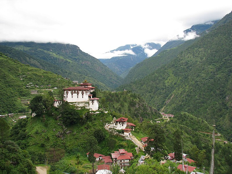 Lhuentse Dzong and Temples