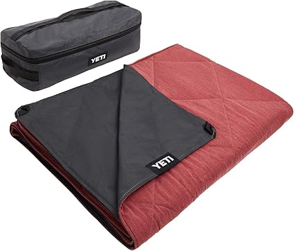 10 Best Travel Blankets for Comfort & Easy Portability 3 Yeti Lowlands Blanket
