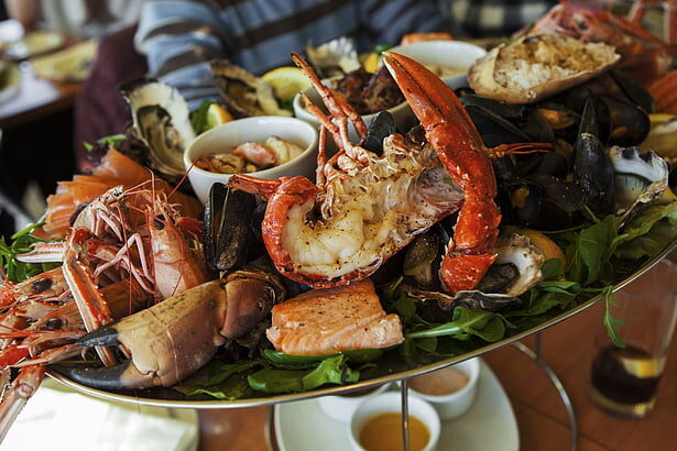 10 Best Seafood Restaurants In Sydney for Fresh & Delicious Meals