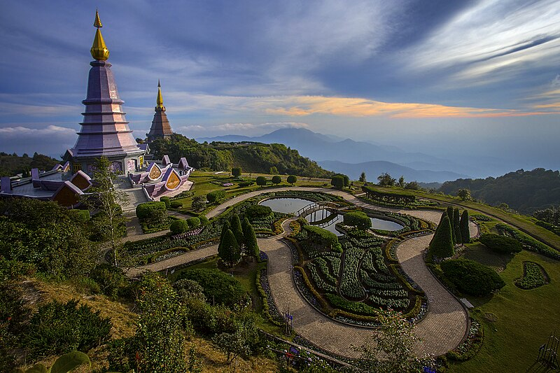 10 Best Trip Destinations for Festival Lovers Around the World 11 Chiang Mai, Thailand