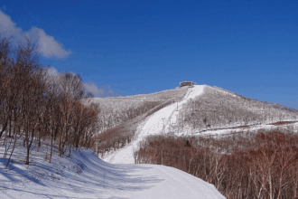 10 Top Snow & Skiing Destinations in Asia for Winter Fun 28 10 Top Snow & Skiing Destinations in Asia for Winter Fun