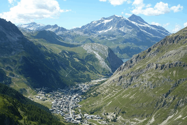 10 Best Beachfront Hotels In Europe for Luxury & Ocean Views