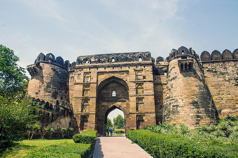 20 Best Heritage Sites In Uttar Pradesh: Explore History & Culture 20 hahi Qila, Jaunpur