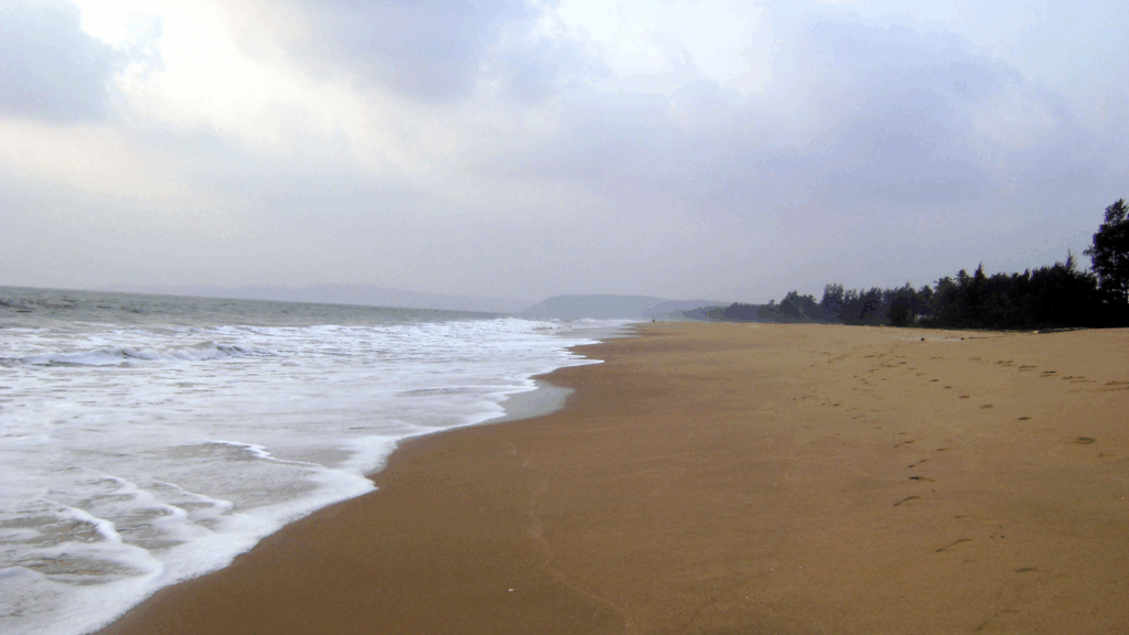 20 Best Beaches in Karnataka for Scenic Getaways 21 Baada Beach, Kumta
