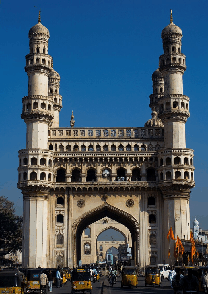20 Best Heritage Sites in Telangana: Forts, Temples & Palaces 3 Charminar, Hyderabad