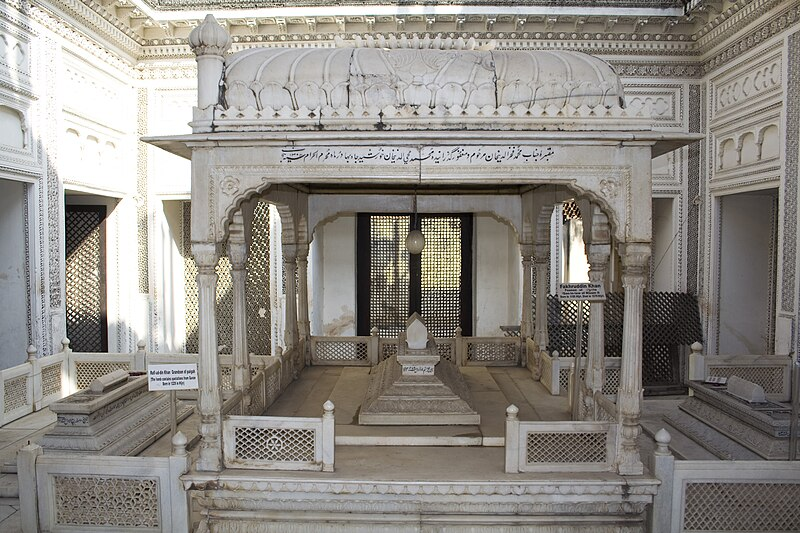 20 Best Heritage Sites in Telangana: Forts, Temples & Palaces 11 Paigah Tombs, Hyderabad
