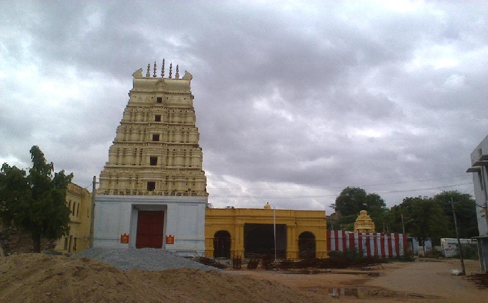 20 Best Heritage Sites in Telangana: Forts, Temples & Palaces 19 Gadwal Fort, Gadwal