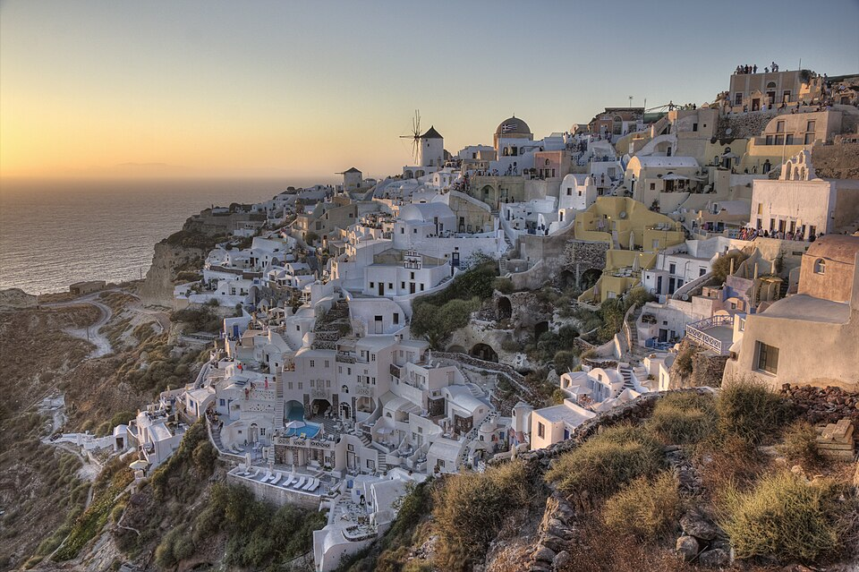 10 Best Paris Alternatives for Romantic Getaways In 2025 7 Santorini, Greece
