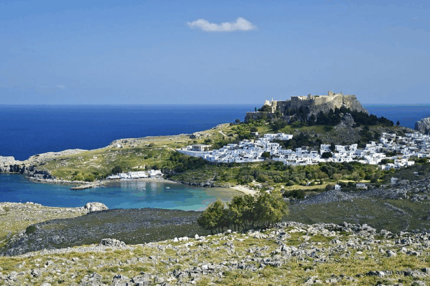 10 Best Santorini Alternatives for Romantic Greek Getaways