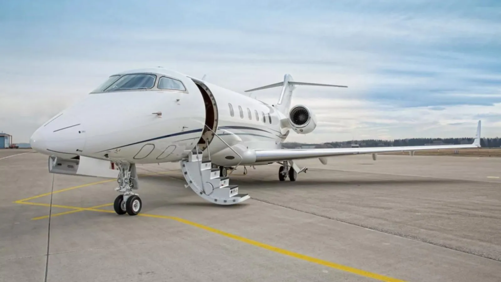Private Jet Tours
