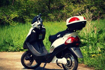 10 Best Bike & Scooter Rental Apps In India For Easy Travel