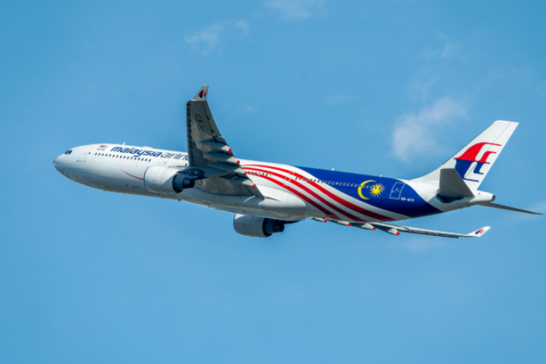 How Airline Overbooking Really Works Explained