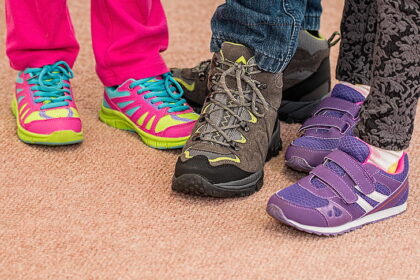 10 Best Travel Shoes for Comfort, Durability & Style