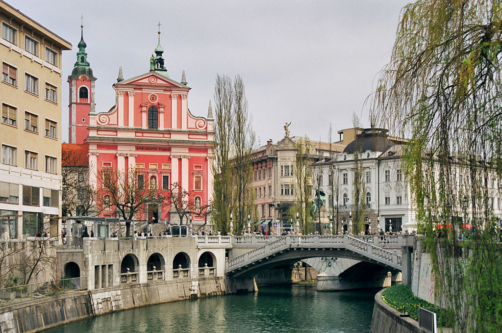 12 Underrated Travel Destinations Before Crowds Arrive 8 Slovenia