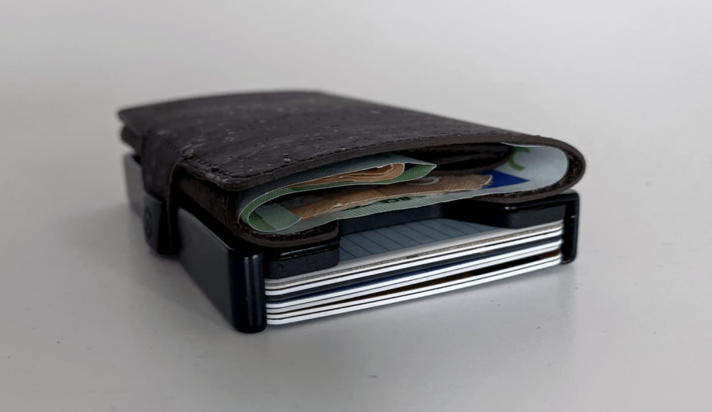10 Best Travel Accessories Smart Travelers Buy Before Flying 9 RFID Wallet