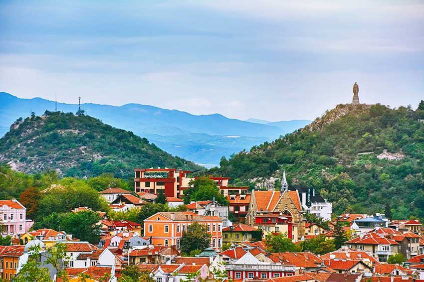 12 Best Hidden European Destinations Cheaper Than Goa Trips 6 . Timisoara, Romania