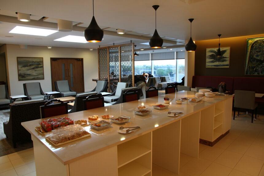 10 Best Airport Lounge Credit Cards With Unlimited Guest Passes 42 10 Best Airport Lounge Credit Cards With Unlimited Guest Passes