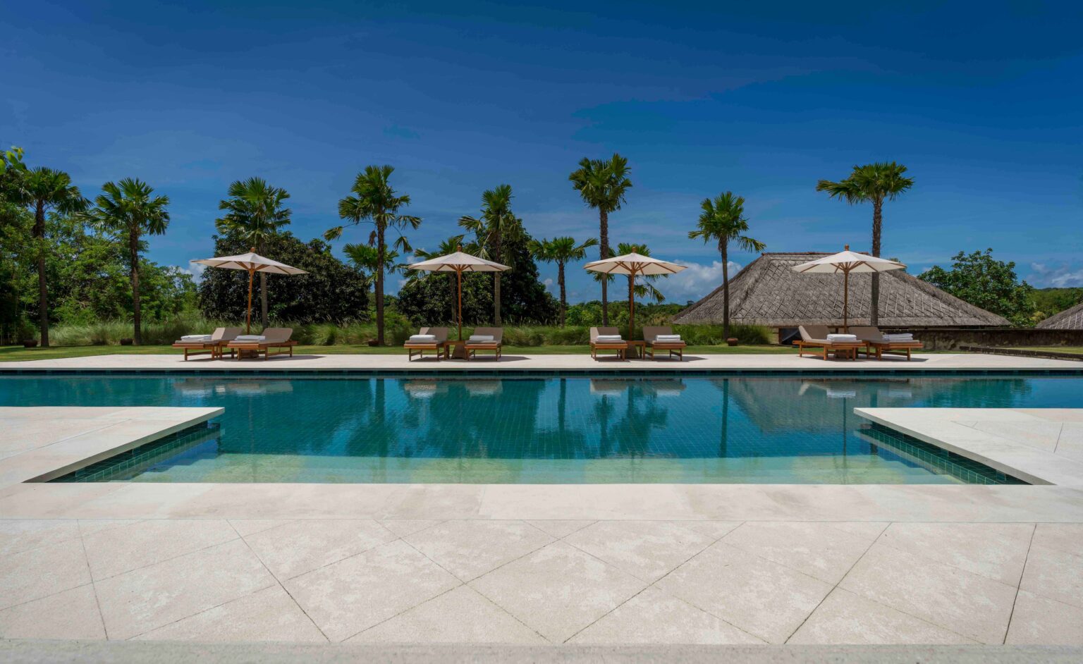 10 Best Biohacking Retreats: Cold Plunge & Infrared Therapy