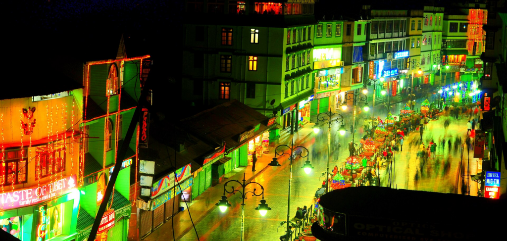 10 Best Honeymoon Places Near Bihar for Romantic Getaways 3 Gangtok