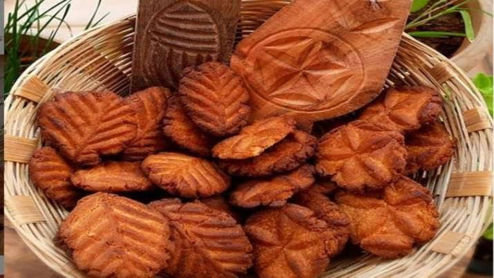 10 Best Street Foods to Try in Bihar: Top Local Delights 5 Thekua